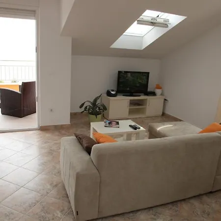 Martina Apartamento *